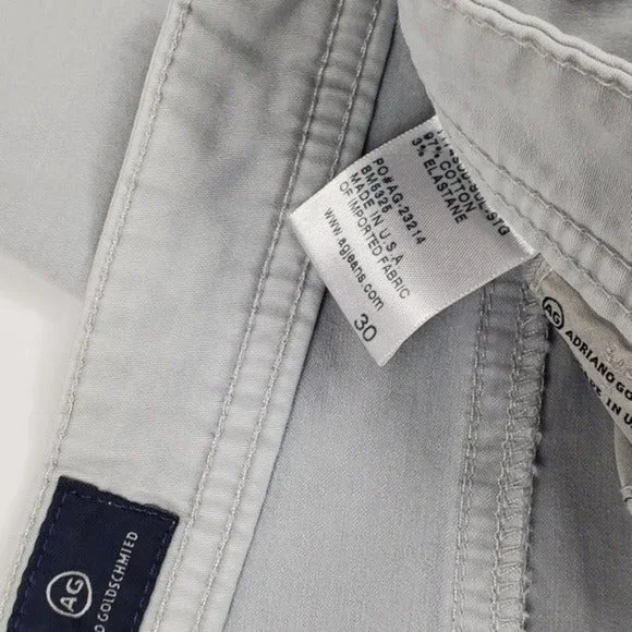 Adriano Goldschmeid "The Graduate" 30"x 28" - Picture 8 of 8